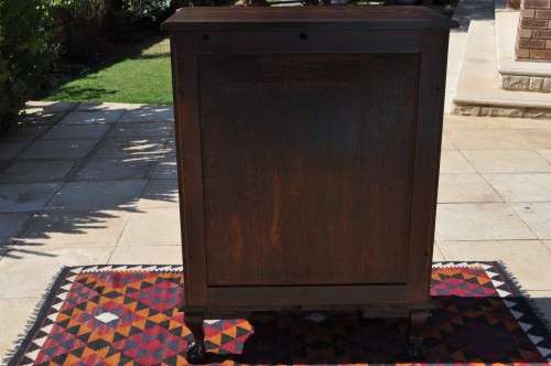 Imbuia Ball & Claw 5 Drawer Chest Of Drawers  ----    Collections Only!!