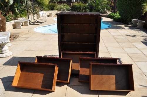 Imbuia Ball & Claw 5 Drawer Chest Of Drawers  ----    Collections Only!!