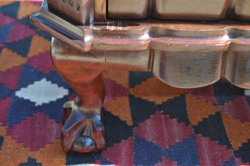 Imbuia Ball & Claw 5 Drawer Chest Of Drawers  ----    Collections Only!!