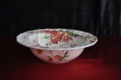 Royal Doulton "Sherborne" Dessert Set.   --- D5915