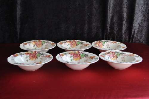 Royal Doulton "Sherborne" Dessert Set.   --- D5915