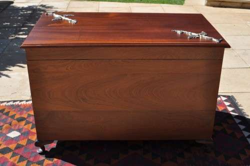 Solid Wood Kist  --  Collections Only!!