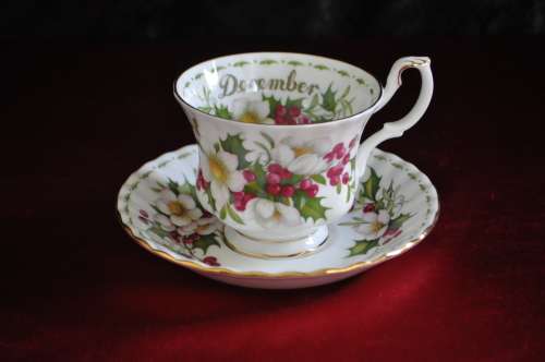 Royal Albert Flower Of The Month December "Christmas Rose" Duo