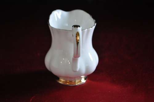 Royal Albert "Val D'or" Coffee Creamer