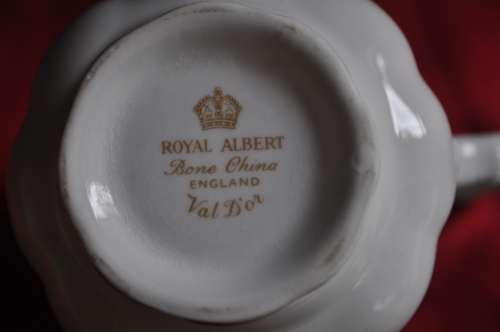 Royal Albert "Val D'or" Coffee Creamer