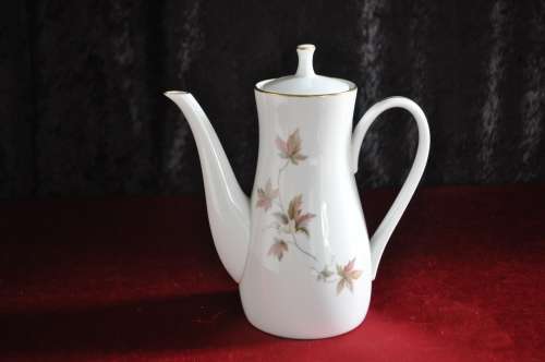 Royal Ceramics (R.C Japan) "Benita" Demitasse Coffee Set 27 Piece  --  Collection or Courier!!