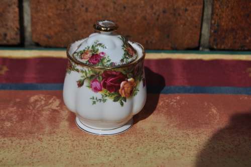 Royal Albert "Old Country Roses" Lidded Jam Pot