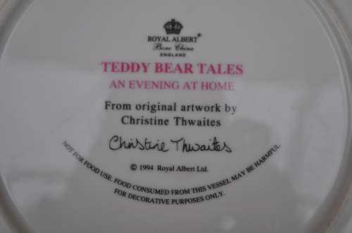 Royal Albert Teddy Bear Tales "An Evening At Home" Display Plate.