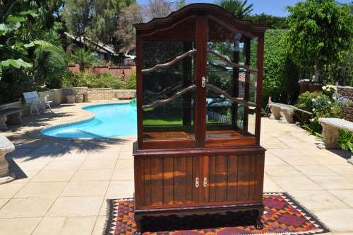 Imbuia Ball & Claw Gable Top, Beveled Glass Display Cabinet - Collections Only!!!!