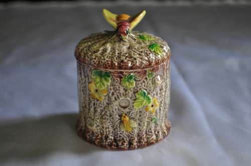 Vintage 1920's Marutomo Lidded Honey Pot