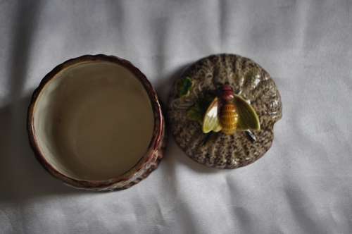 Vintage 1920's Marutomo Lidded Honey Pot