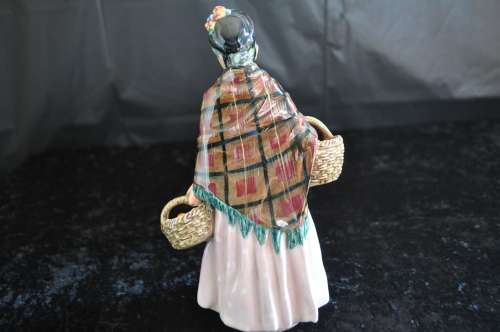 Royal Doulton Figurine "The Orange Lady" HN 1759