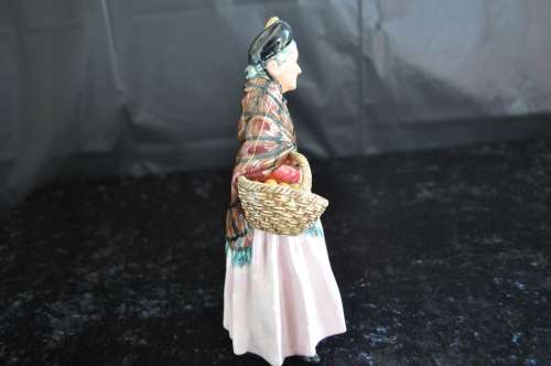 Royal Doulton Figurine "The Orange Lady" HN 1759