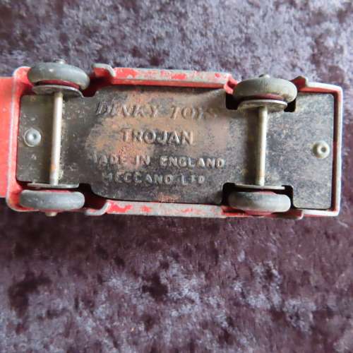 Dinky Toys Trojan Dunlop # 451