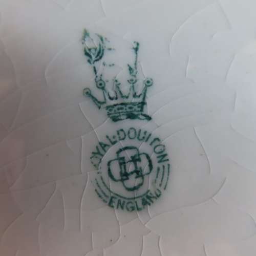 Royal Doulton Collector's Plate Coronation 1911 King & Queen (109 Years)