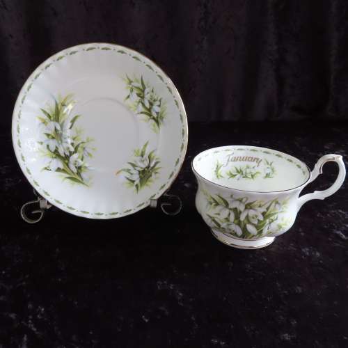 Royal Albert Flower Of The Month Large Coffee Duo January `Snowdrops`