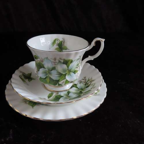 Royal Albert "Trillium" Tea Trio