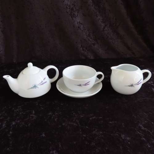 Margaret Roberts Collection Tea For One.
