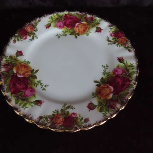 Royal Albert "Old Country Toses" Tea Trio