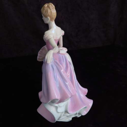 Royal Doulton Figurine "Rachel" HN 3976 - Figure Of The Year.
