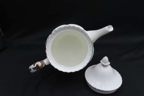 Royal Albert `Chantilly` 22 Piece Tea Set.