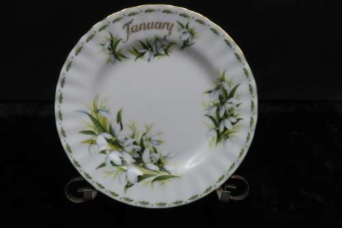 Royal Albert Flower Of The Month January `Snowdrops` Cake Plate (16 cm)