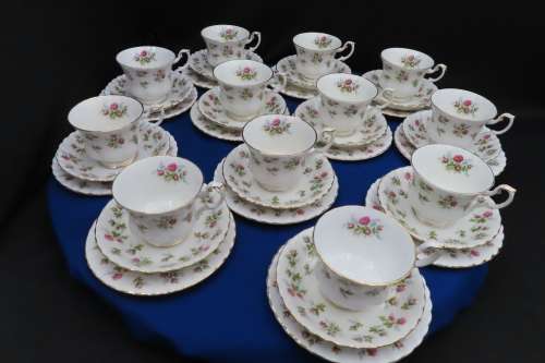 Royal Albert Winsome 40 Piece Tea Set./ Collection Only