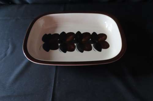 Arabia Finland `Ruija`  Casserole Dish
