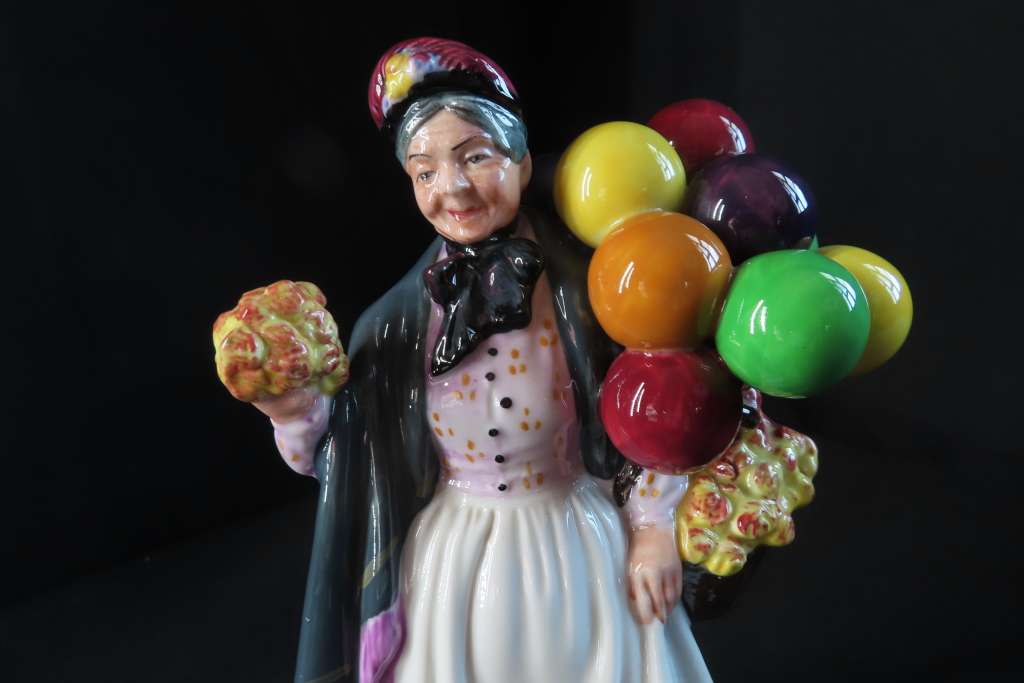 Royal Doulton Figurine `Biddy Penny Farting` HN 1843