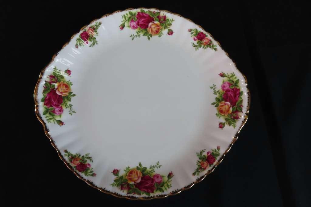 Royal Alber Old Country Roses Cake Plate