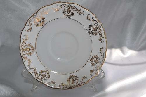 Royal Vale Saucers x 2