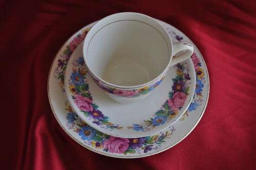 Midwinter (Staffordshire) Trio