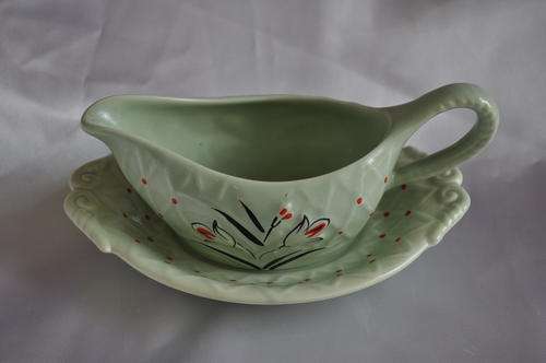 Wade Gravy Boat With Saucer. Beautiful !!!