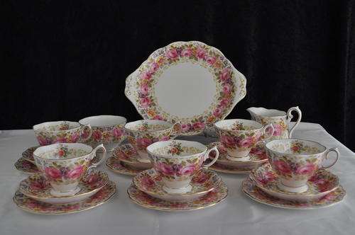 Royal Albert "Serena" Malvern Shaped Circa 1935 Footed 21 Piece Tea Set
