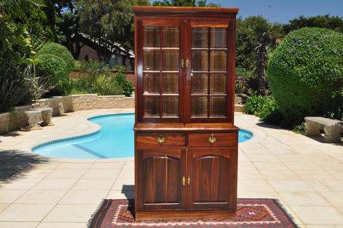 Knysna Black Wood Display Unit ---  Collections Only !!!!!!