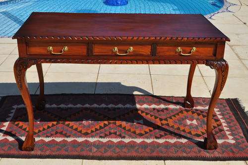 Imbuia Ball & Claw Entrance Hall Table  --  Collections Only !!!!