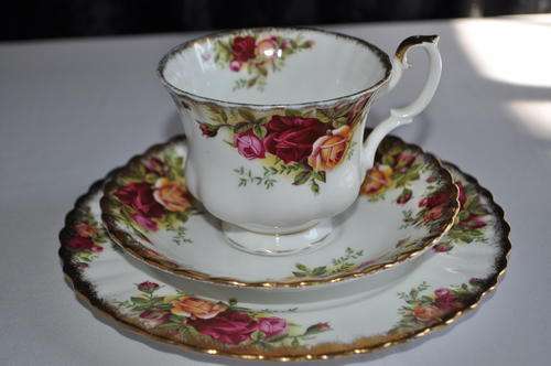 Royal Albert "Old Country Roses" Tea Trio