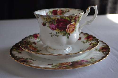 Royal Albert "Old Country Roses" Tea Trio