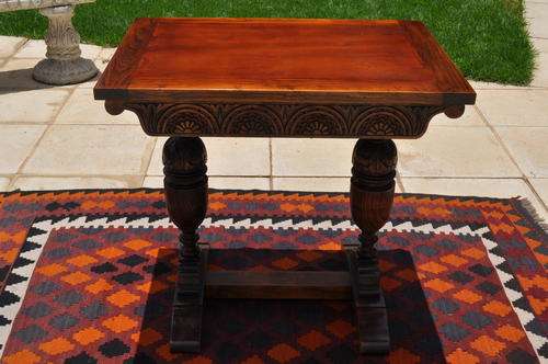 Oregan Pine Carved Lamp Table ---  Collections Only!!
