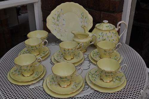 Royal Albert "Laurentian Snowdrop" Tea Set    --- Please read the description