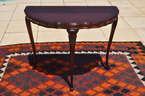 Imbuia Queen Ann Leg Half Moon Table --  Collections Only!!!!