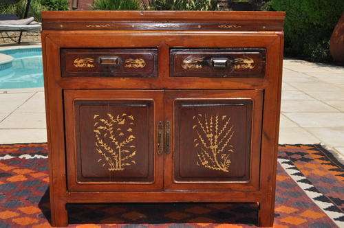 Oriental Inlay Cabinet  With 2 Drawers & 2 Doors  ---  Collections Only!!!