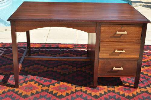 Mahogany 3 Drawer Desk  ------   Collections Only!!!!!