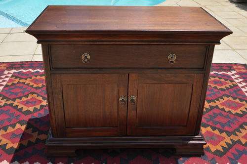 Teak Server With Veneer Top One Drawer, Two Doors    -----   Collections Only!!!!
