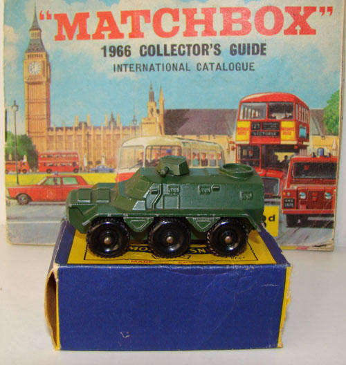 LESNEY MATCHBOX NO.54A ARMY PERSONNEL CARRIER 1958 - VERY GOOD CONDITION IN BOX.