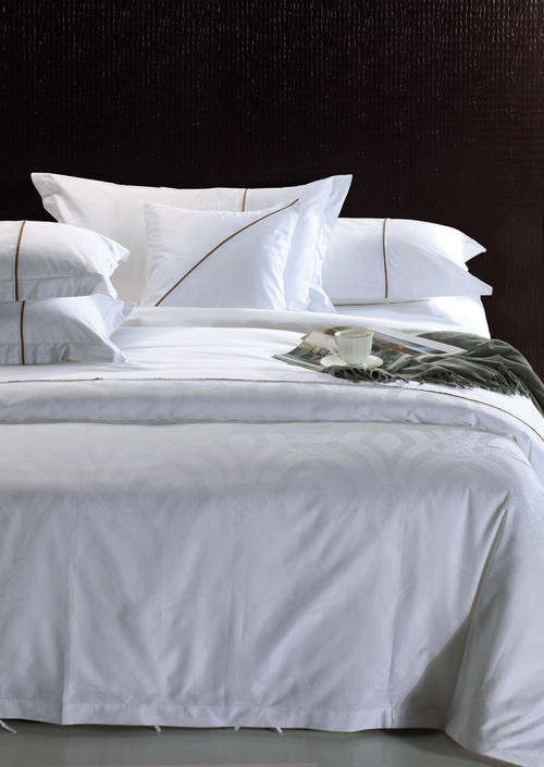 Luxurious Egyptian Cotton Classic White Bedding - Pearl (Double)