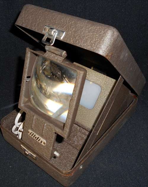 RARE VINTAGE ALDIS 2 1/4 X 2 1/4 SLIDE VIEWER @@@ CRAAAZZZY R1 START (DM84 SALE)