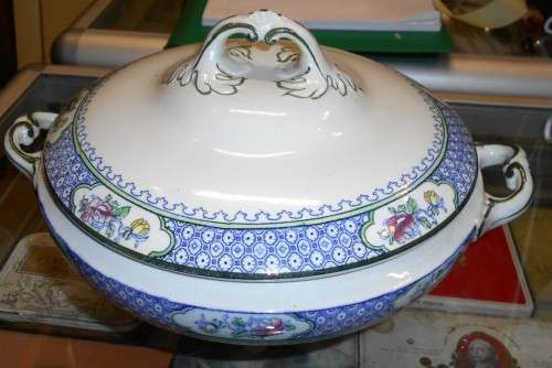 Vintage Hancock & Sons Corona Ware Vegetable Serving Dish with Lid