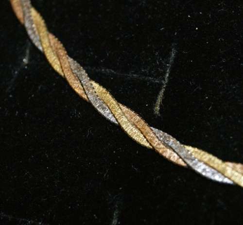 STUNNING 18ct GOLD NECKLACE WOVEN 3 TONE GOLD (5.1g) @@@ CRAZZYYY R1 START