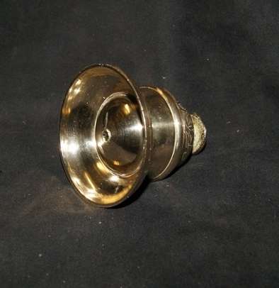 STUNNING ETCHED BRASS BELL IN STAND @@@ CRAZZYYY LOW START